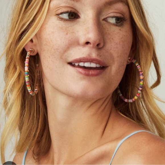 Kendra Scott Colorful Beaded Gold Hoop Earrings - Picture 4 of 4